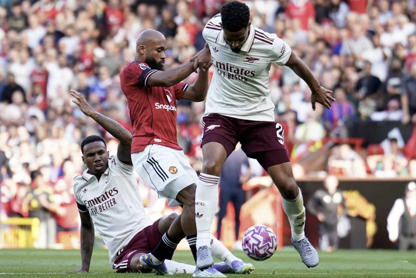 华盛顿奇才迎英超关键赛，赛前绝杀压哨，压力陡增，赛程密集仍需轮换的简单介绍