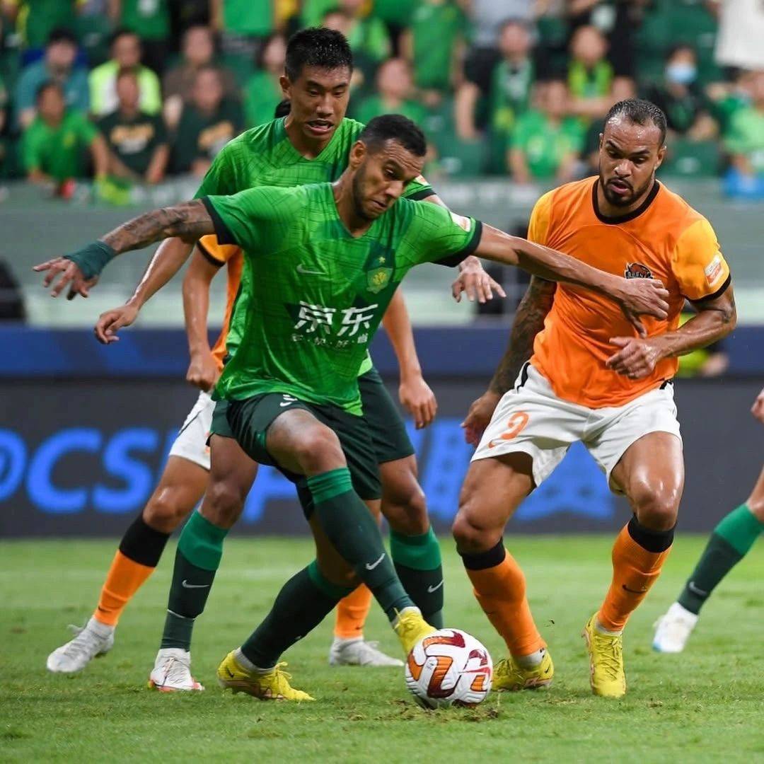 英雄联盟2025总决赛-北京国安迎NBA总决赛关键赛，冲刺阶段再遭质疑，赛场秩序良好，更衣室氛围转暖的简单介绍